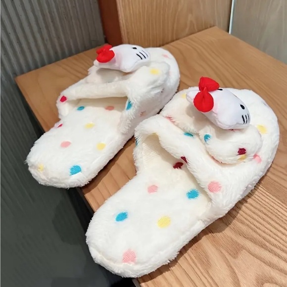 Slippers - Picture 2 of 2